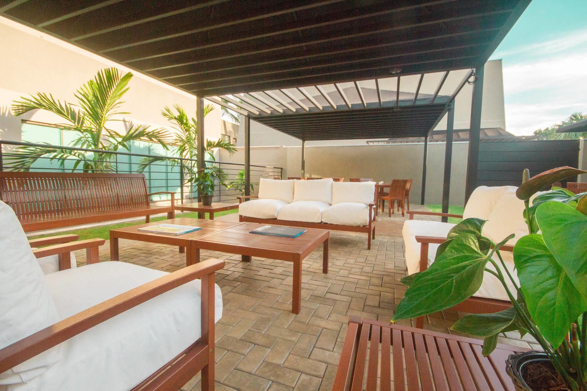 Gales Park Hotel دورادوس المظهر الخارجي الصورة