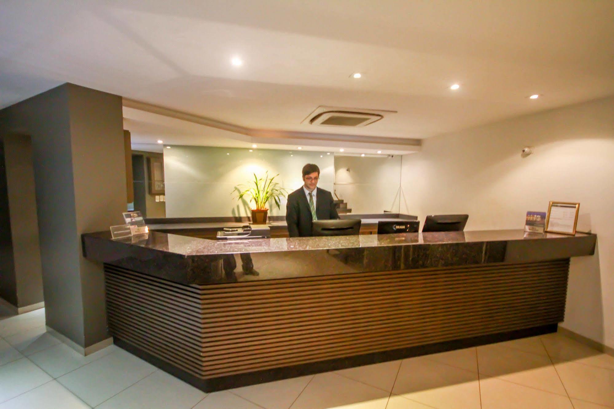 Gales Park Hotel دورادوس المظهر الخارجي الصورة